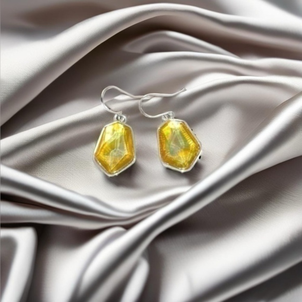 Chloe + Isabel ‘Ocean Lace’ earrings